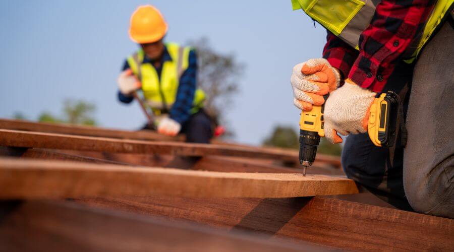 Expert top industrial roofings services in Violet, LA